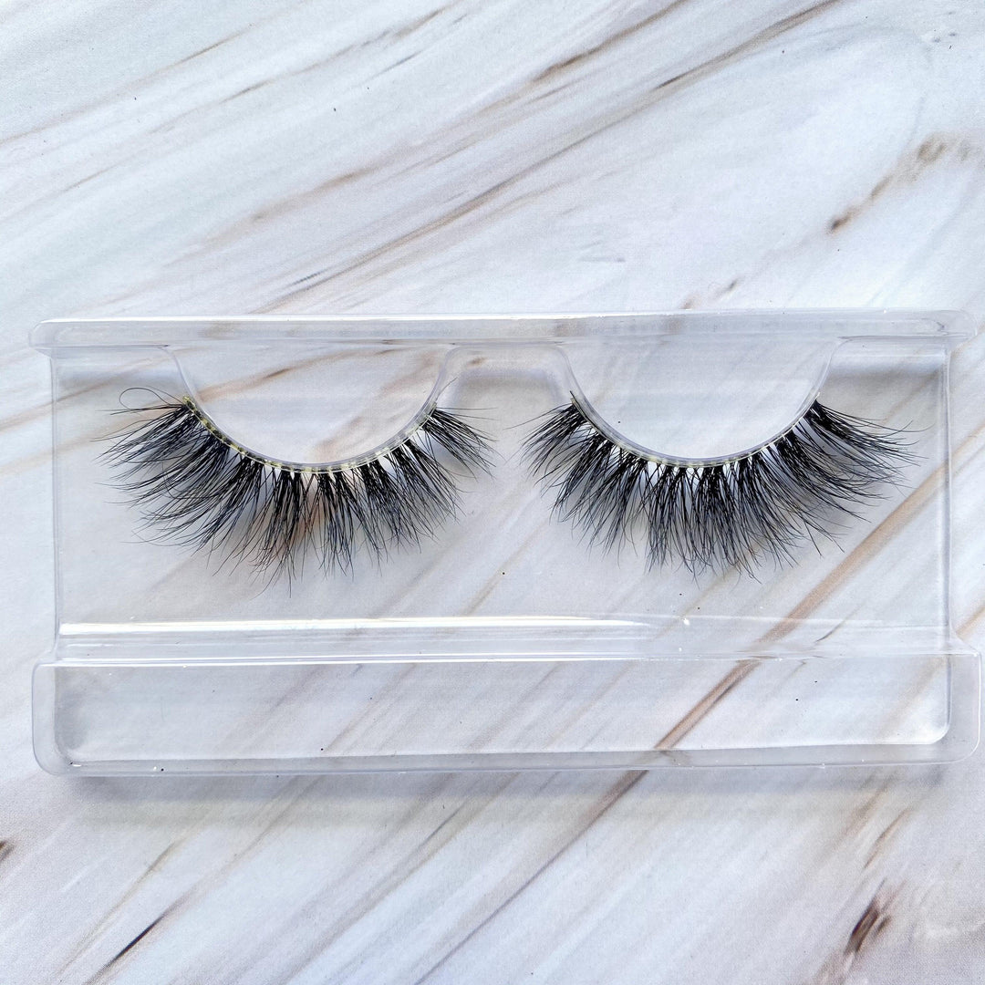 Mink Eye Lashes (#18) in Lagos, Nigeria - All Things Chic